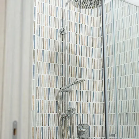 Lullaby Nocleg ze śniadaniem 4*